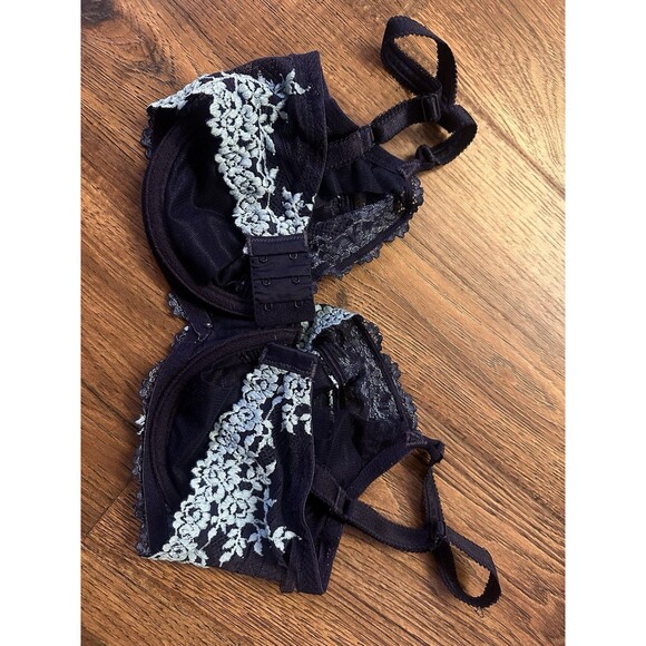 Wacoal Embrace Lace Underwire Bra Unlined 65191 Dark and Light Blue Size 34DD - Picture 3 of 6